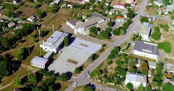 Завершується реконструкція центральної площі Першотравневого