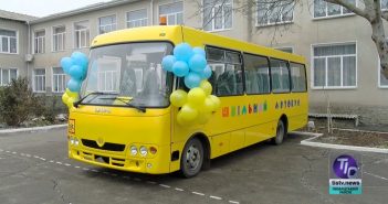 Курісівська школа відзначила ювілей та отримала подарунки
